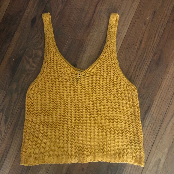 Moon & Madison crochet tank top - Picture 6 of 7